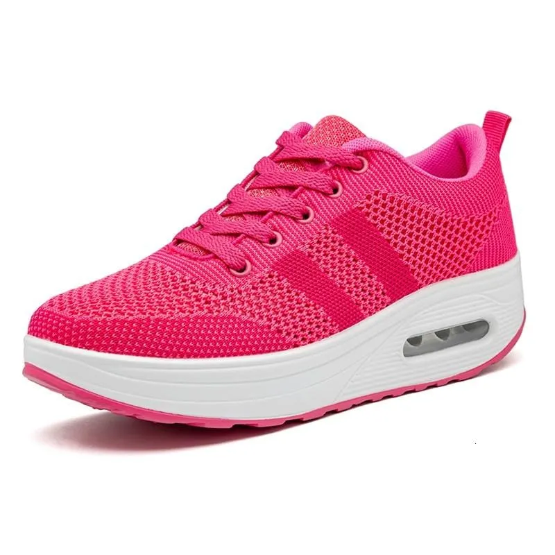 Support Sneakers: Layla